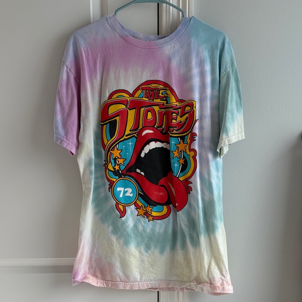 Tie Die Graphic T-Shirt